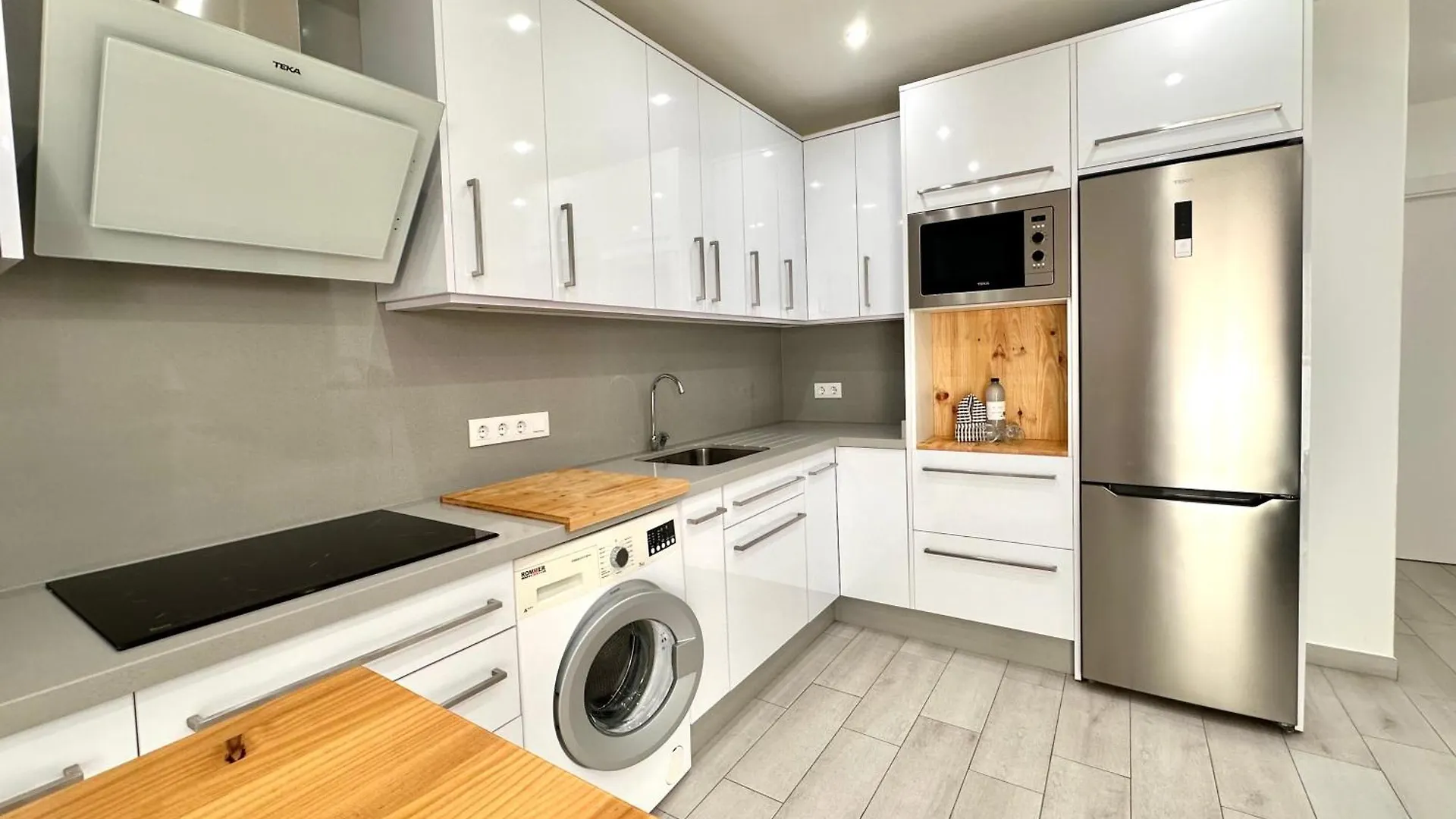 Apartamento Costero, Los Abrigos. Spain